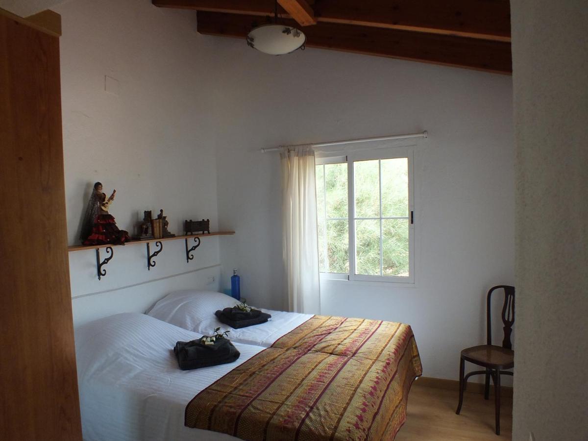 Buena Idea - Adults Only 3*